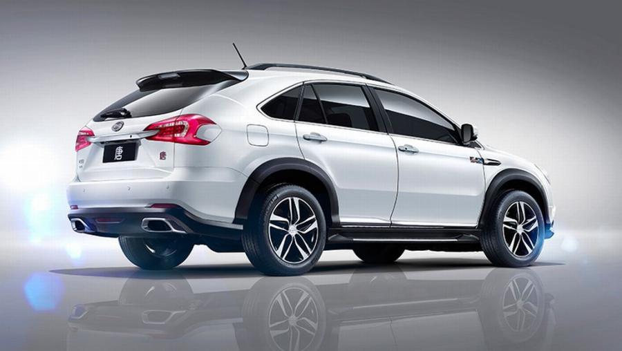  BYD Tang 2015 года  (фото 2 из 9)